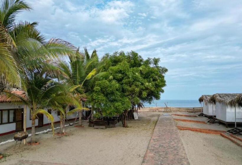 Kite Hotel Máncora Beach & Gym