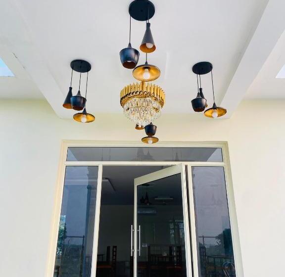 New Corbett Hotel And Resort