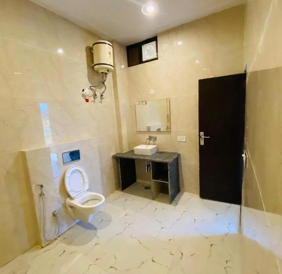 New Corbett Hotel And Resort