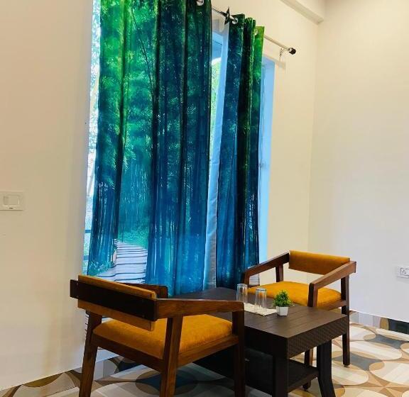 New Corbett Hotel And Resort