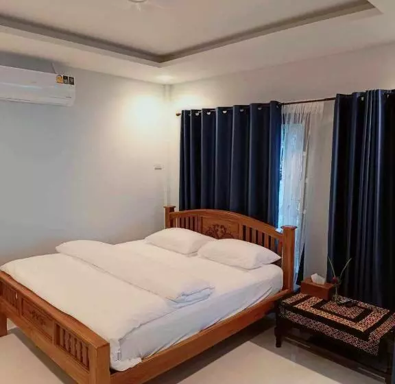 Majatalo บ้านระเบียงเลหลังสวน ทั้งหลัง 2 นอน 2 น้ำ 1 ครัว