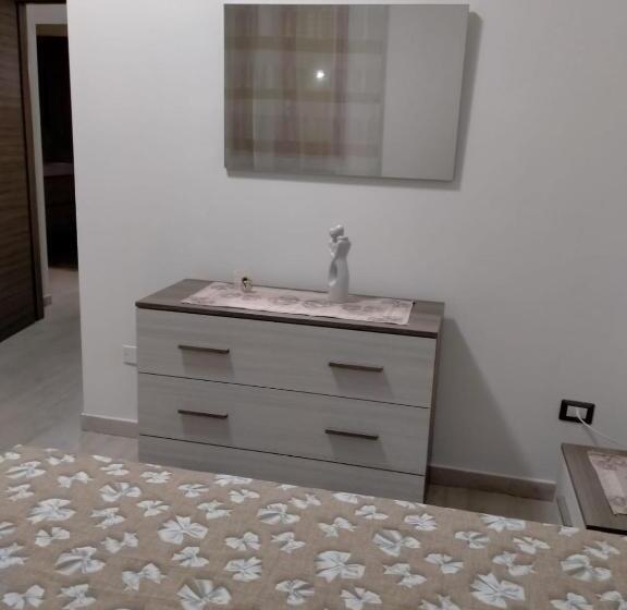 پانسیون Anefé