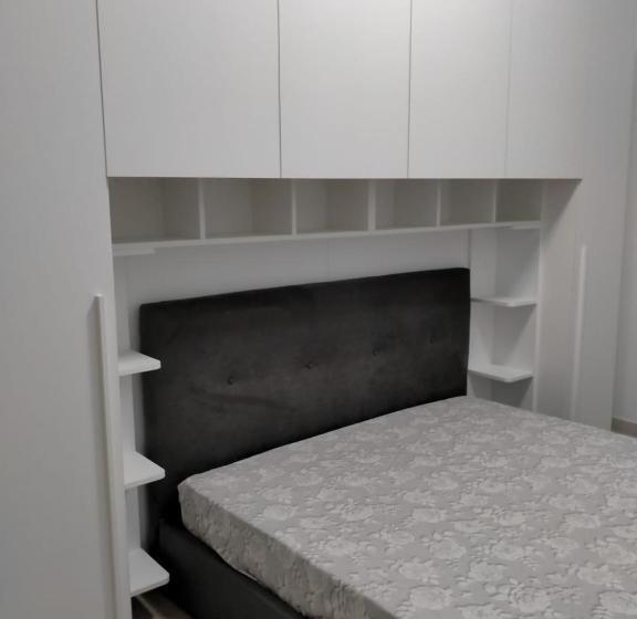 پانسیون Anefé