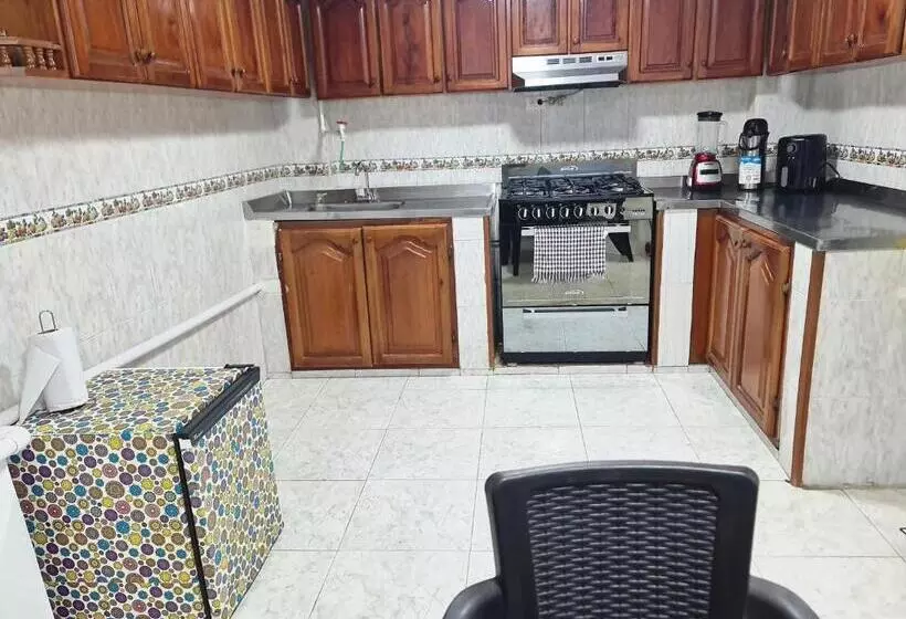 Majatalo Hostal Casa Yare