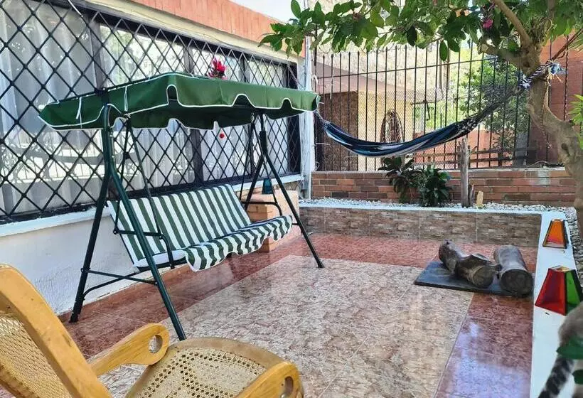 Majatalo Hostal Casa Yare