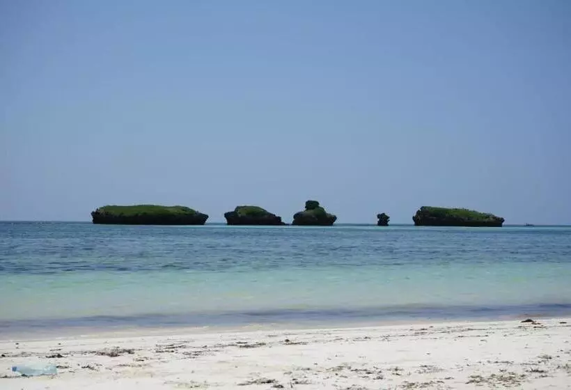 پانسیون Nyumbani Tamu