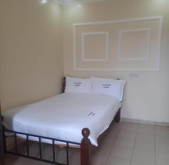 استراحتگاه Flavours Lounge Gilgil