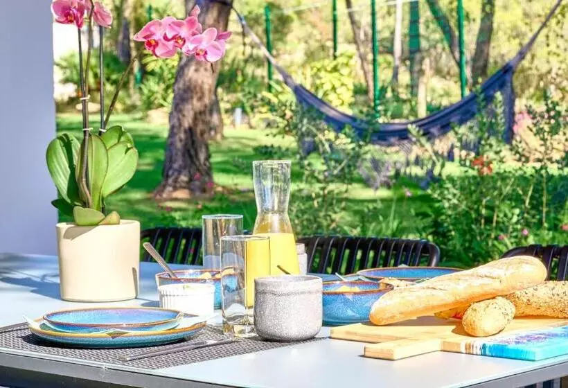 Aamiaismajoitus (B&B) Casa Brisa Boutique Guest House   Gay Men Only