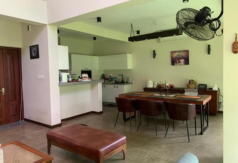 ベッドアンドブレックファースト Cozy Luxury Room With Balcony View !