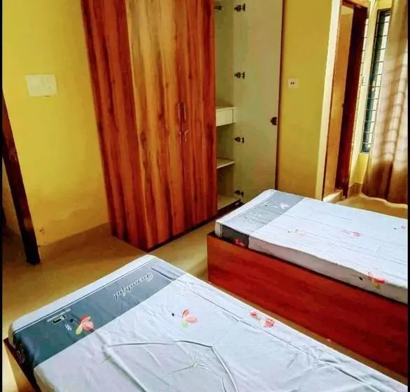 Bhavisha Luxury Hostel