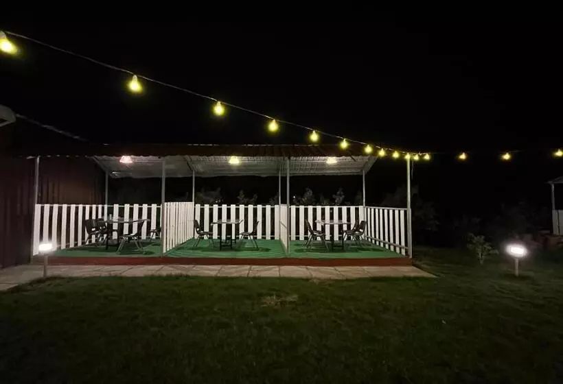 Casa De Madera Resort