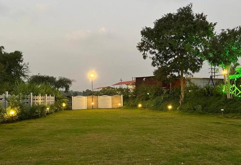 Casa De Madera Resort