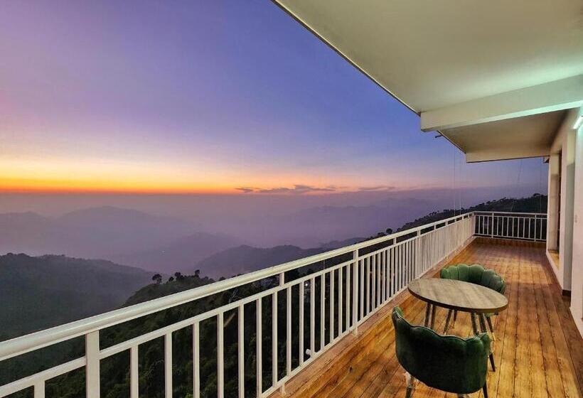 בית מלון כפרי Him Hilton Luxury