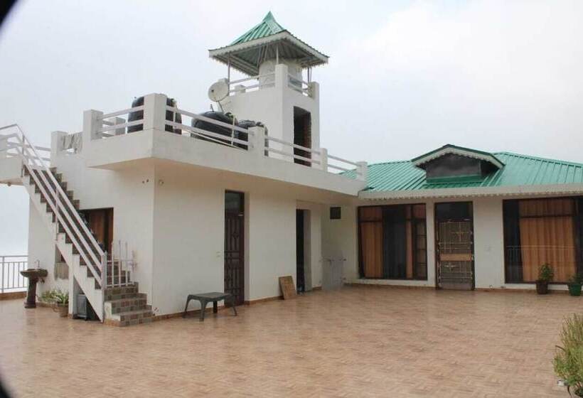 בית מלון כפרי Him Hilton Luxury