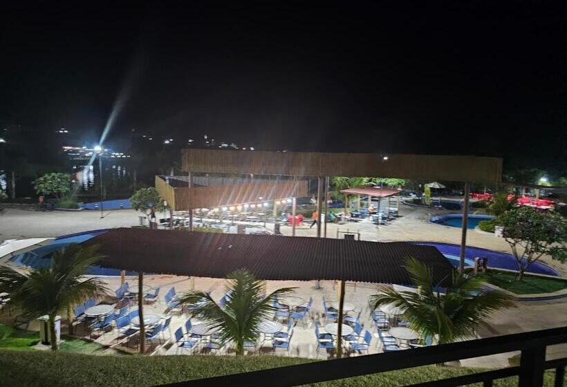هتل Ilhas Do Lago Eco Resort