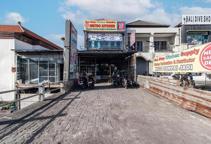 호텔 Bunk Bed Bali Near Sanur Mitra Reddoorz