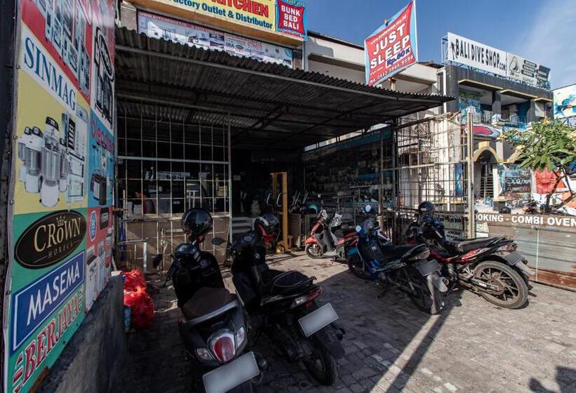 호텔 Bunk Bed Bali Near Sanur Mitra Reddoorz