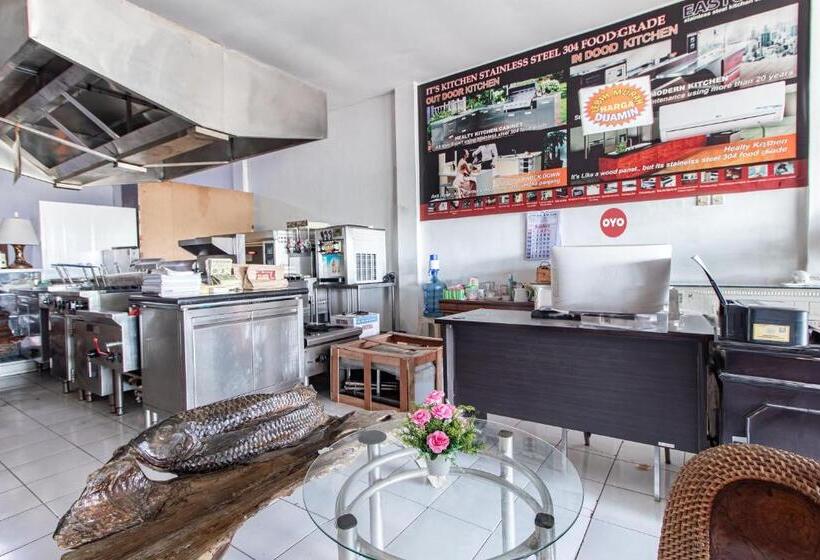 호텔 Bunk Bed Bali Near Sanur Mitra Reddoorz