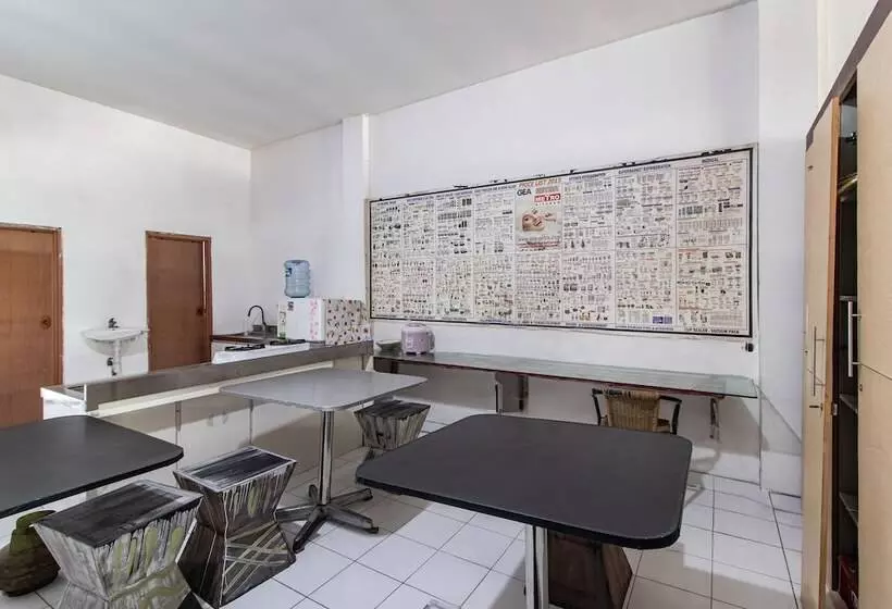 ホテル Bunk Bed Bali Near Sanur Mitra Reddoorz