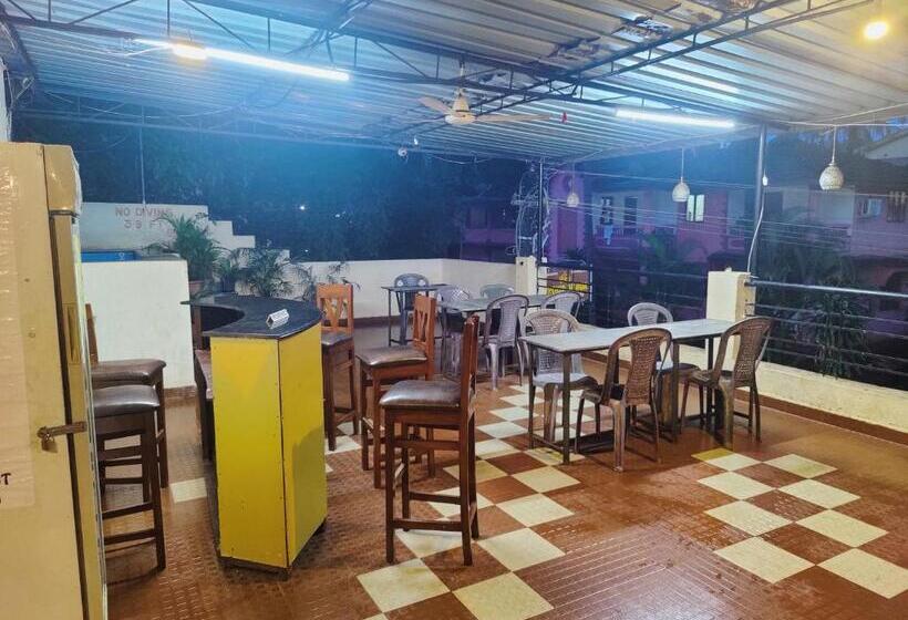Hotel Sn Holiday Goa