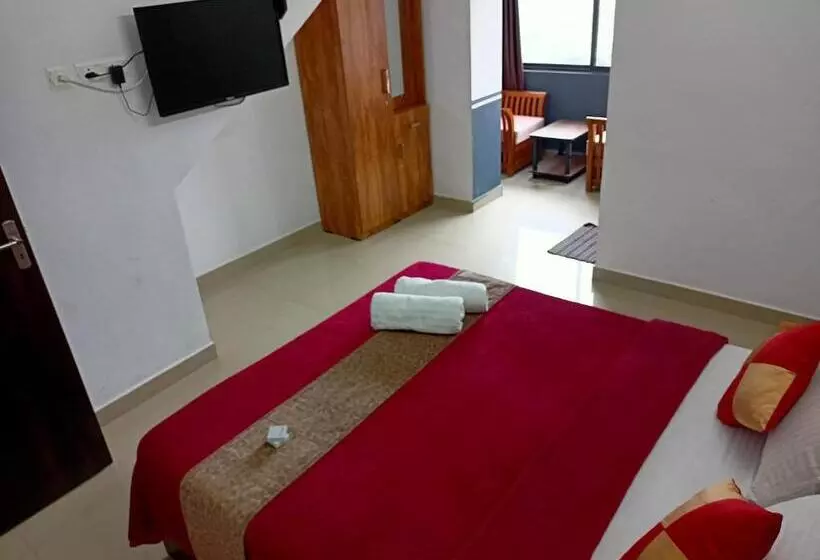 Hotel Silver Munnar