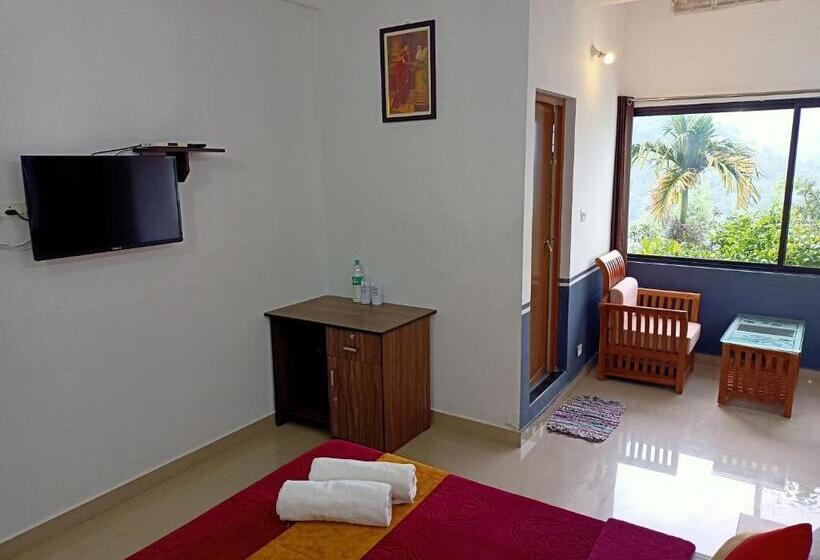 Hotel Silver Munnar