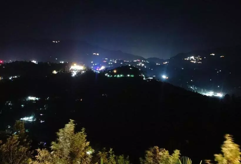 Hotel Silver Munnar