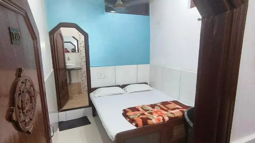 Oyo Hotel Raj Palace