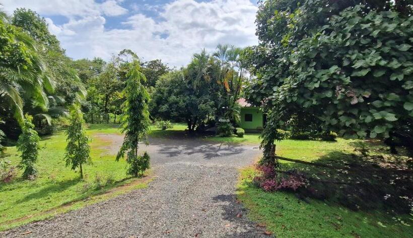 膳宿费 Finca Mamacita