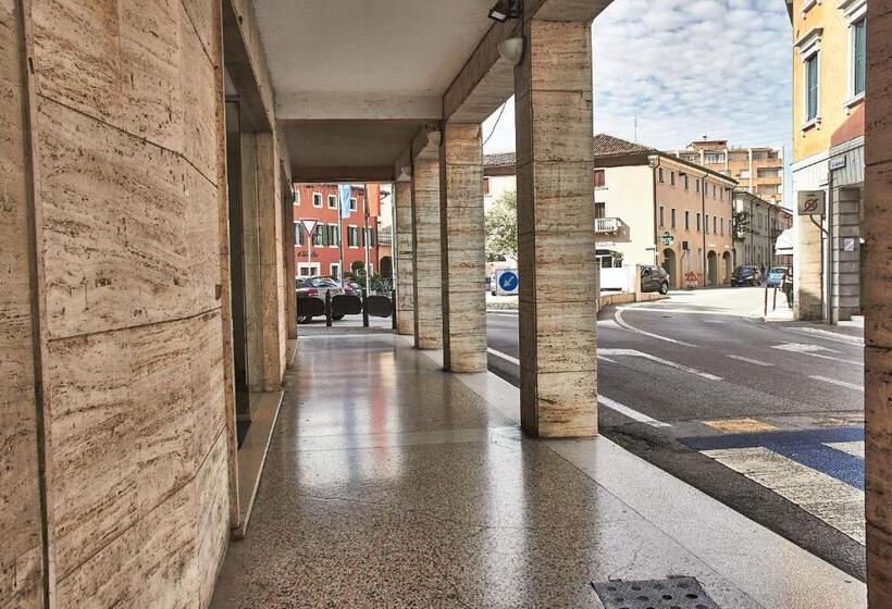 膳宿费 Il Giardino Segreto