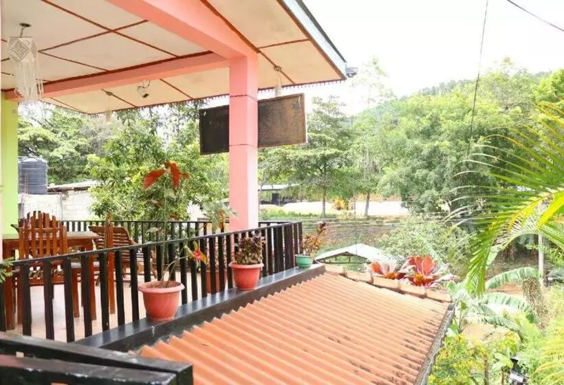 Majatalo Little Heaven Guest