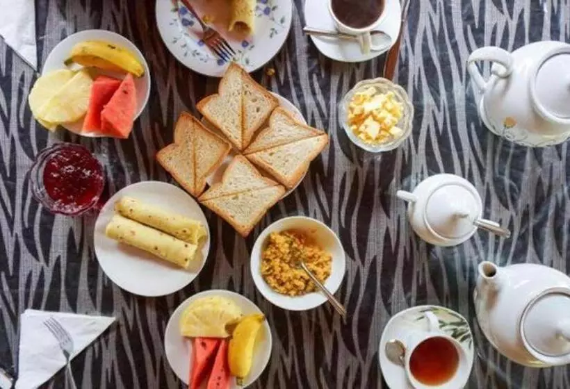 Majatalo Little Heaven Guest