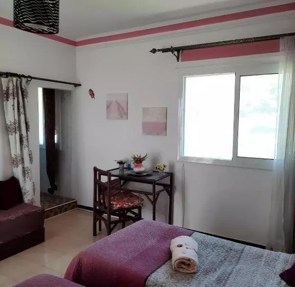 Majatalo Maison D Hôtes Marine Ksar Sghir