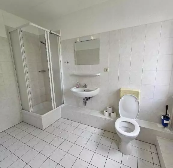 ペンション Privat Zimmer Mit Eigenem Bad