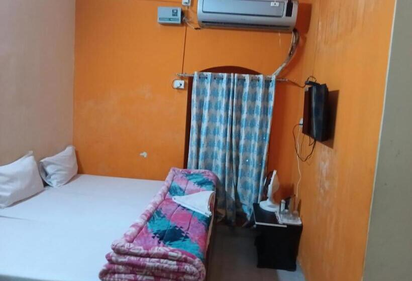 ペンション Shivanand