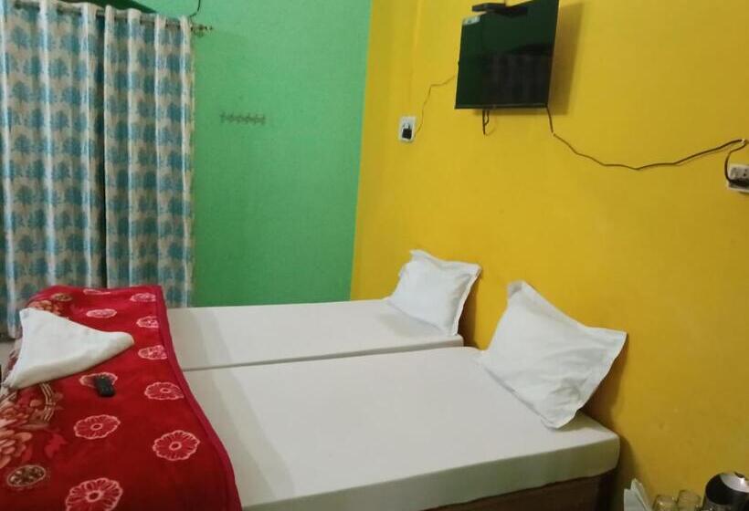 ペンション Shivanand