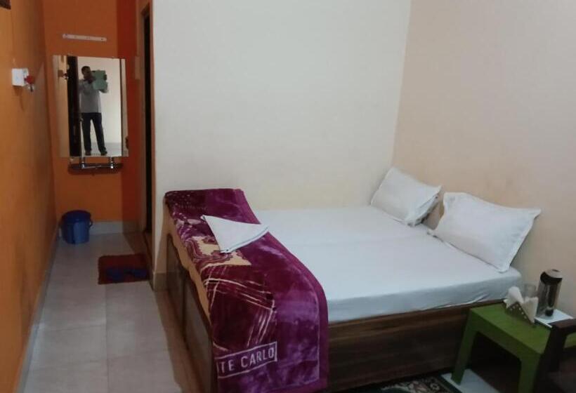 ペンション Shivanand