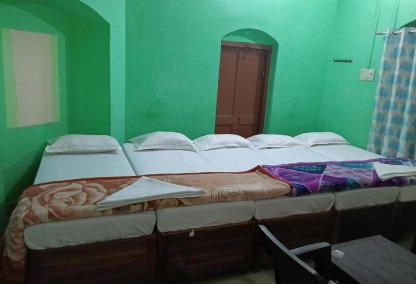 ペンション Shivanand