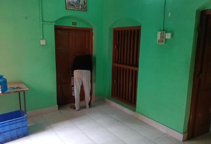 ペンション Shivanand