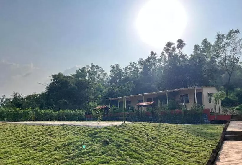 リゾートホテル Vrisa Mountain Retreat