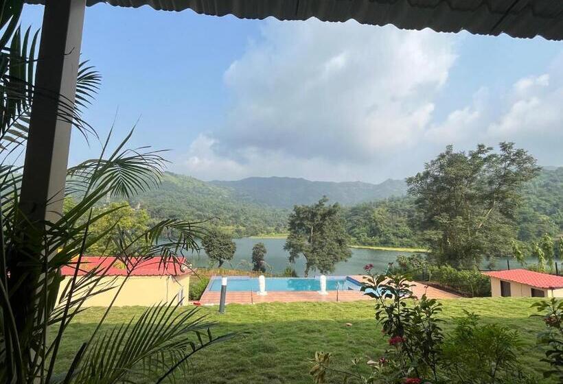 Курорт Vrisa Mountain Retreat