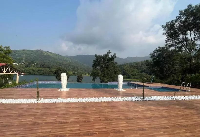 リゾートホテル Vrisa Mountain Retreat