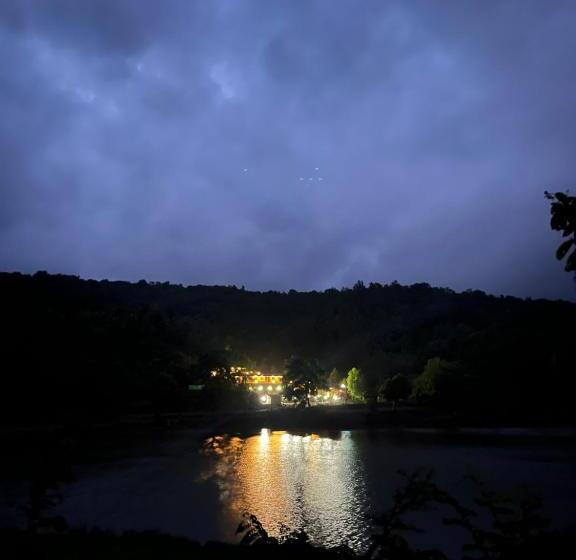 Курорт Vrisa Mountain Retreat