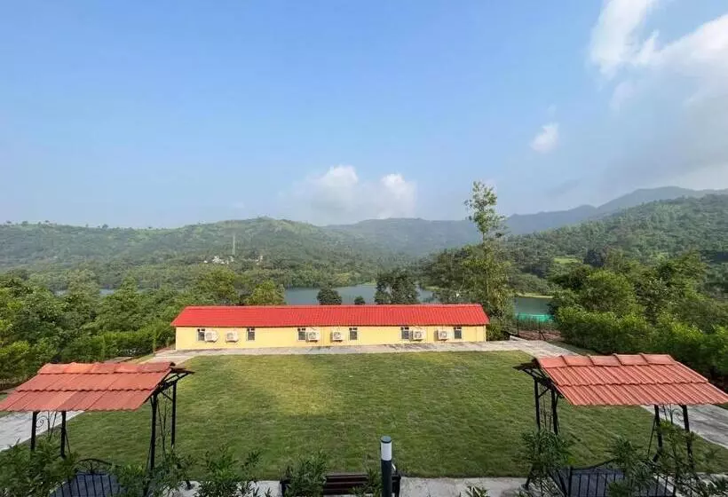リゾートホテル Vrisa Mountain Retreat