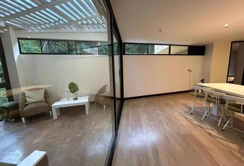 Suite Presidencial En Hotel Próximo Al Aeropuerto
