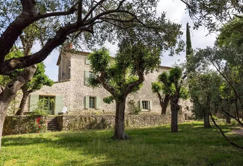 Aamiaismajoitus (B&B) Le Mas De La Chapelle