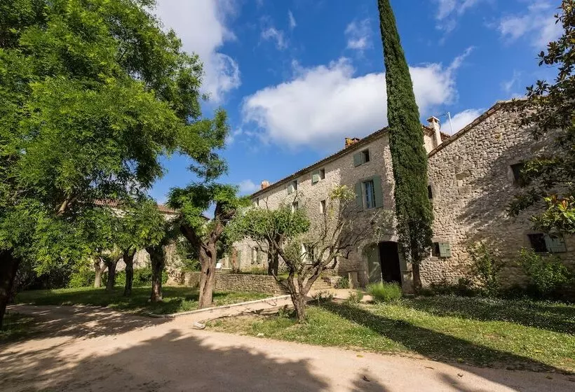 Aamiaismajoitus (B&B) Le Mas De La Chapelle