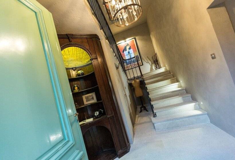 ベッドアンドブレックファースト Le Mas De La Chapelle