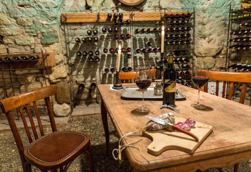 ベッドアンドブレックファースト Le Mas De La Chapelle