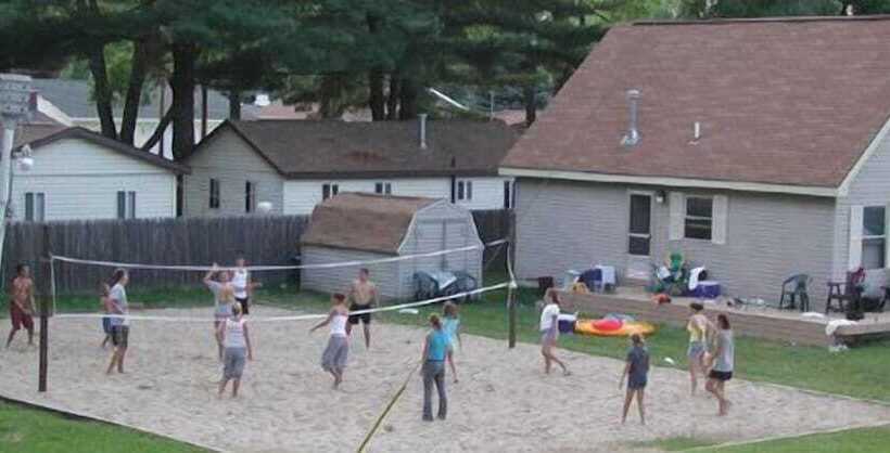 בית מלון כפרי American Oak Resort